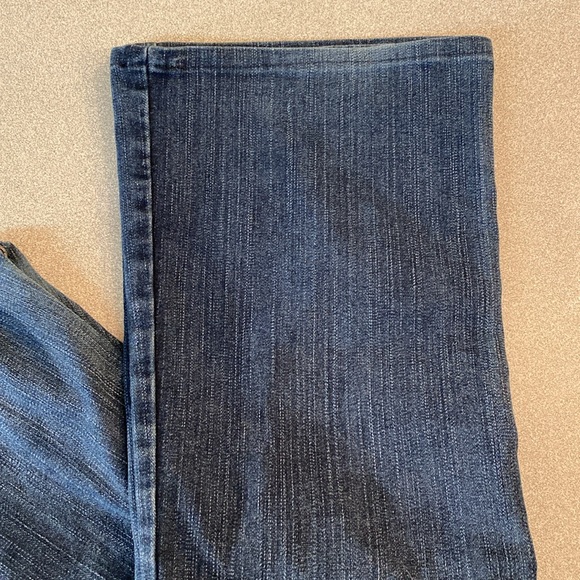 Silver - Tuesday Ladies jeans. Size 32/28 - Picture 4 of 11